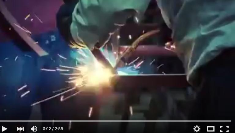 شاهد ماذا صنع شباب الاتراكـــ