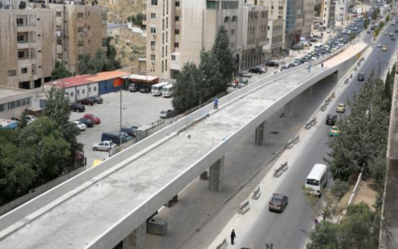 إنجاز الأعمال الخرسانية في نفق الصحافة