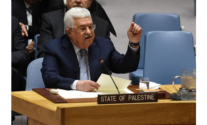 عباس يعرض مبادرة سلام فلسطينية بمجلس