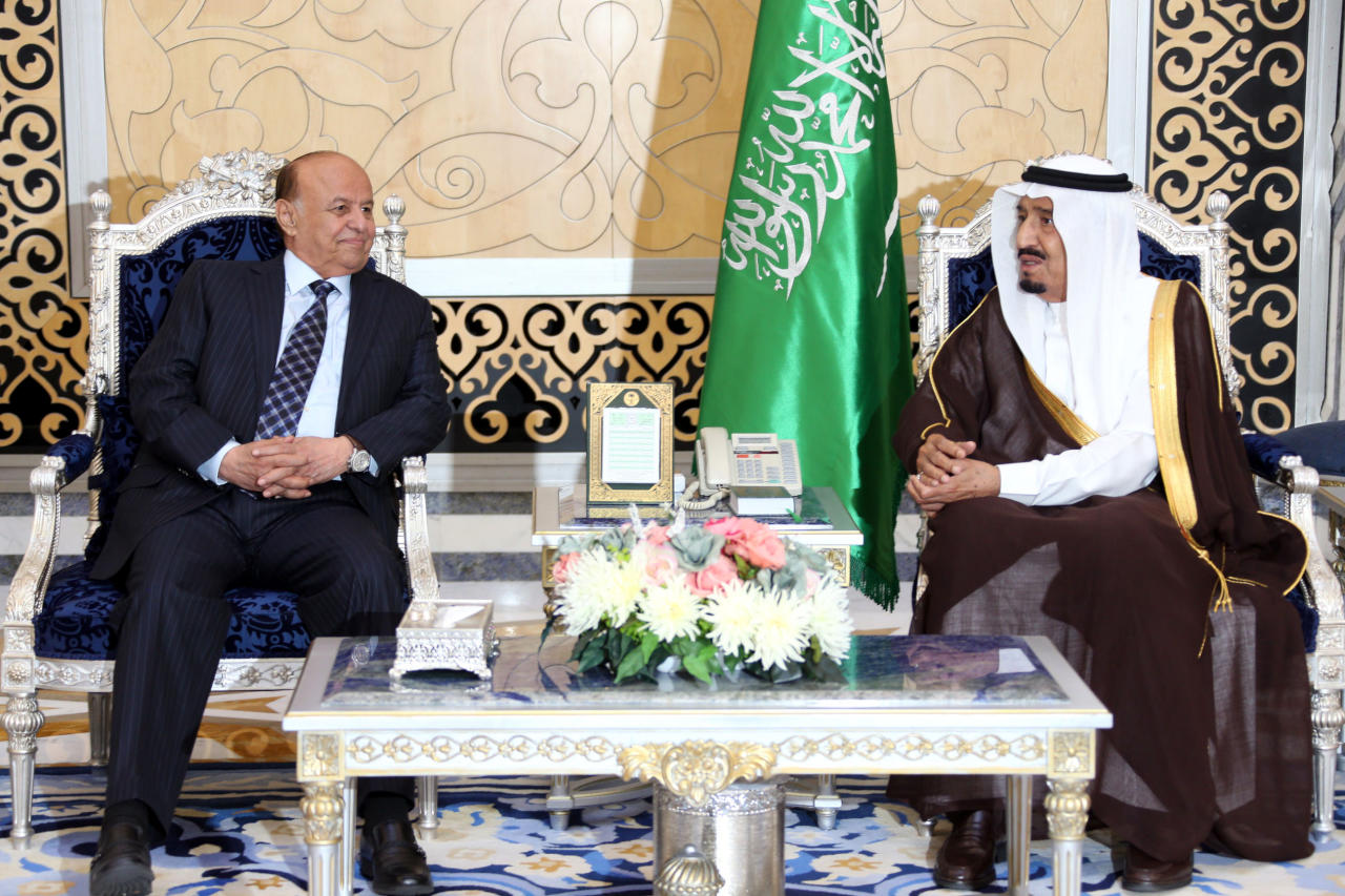 الرئيس اليمني يطلق اسم العاهل السعودي