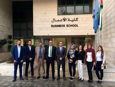 جامعة عمان الأهلية تشارك في مسابقة