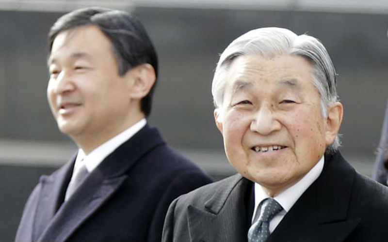 امبراطور اليابان في سنته الاخيرة يرفض