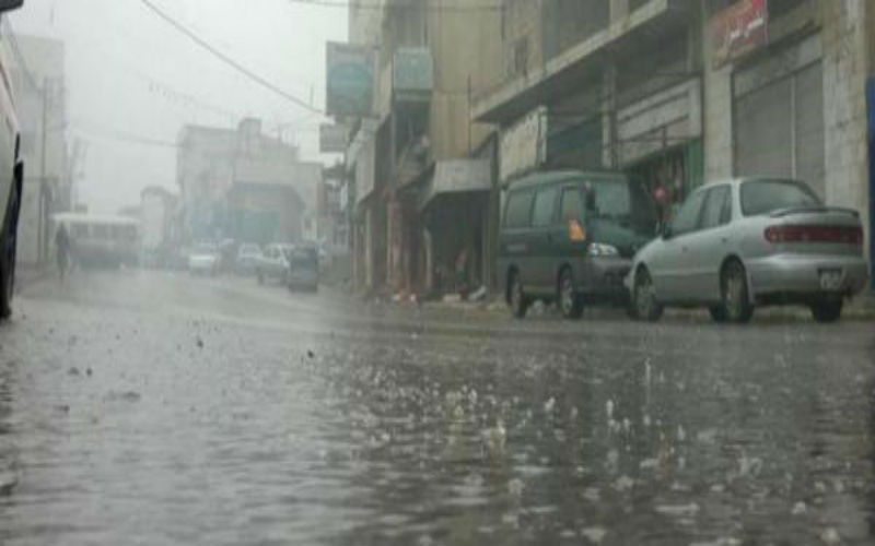 أمطار متفرقة الأحد و انخفاض على