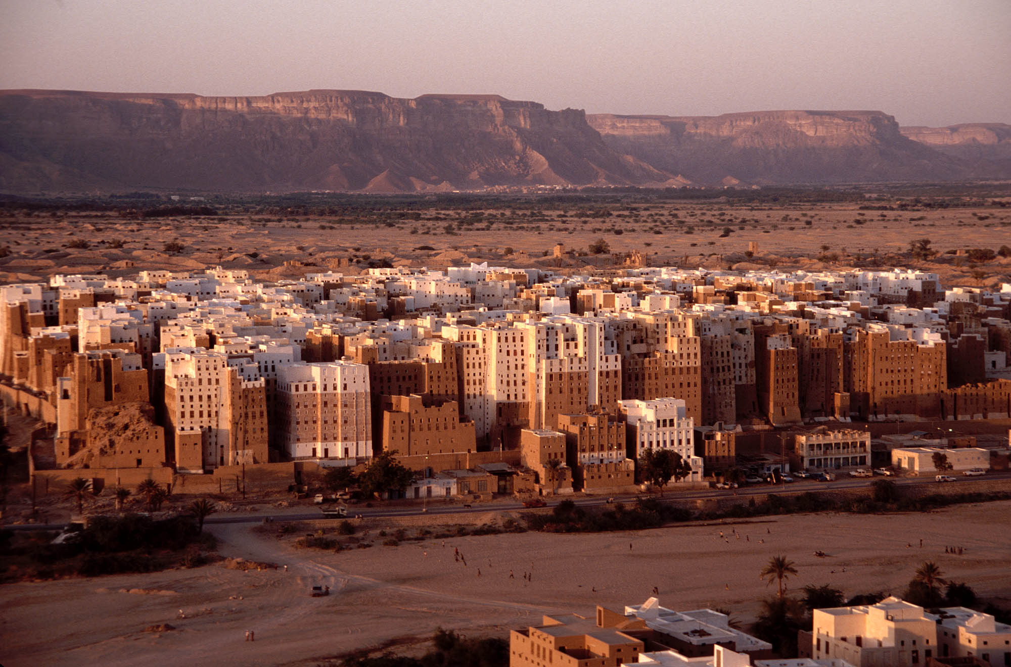 الحوثيون يفرجون عن طلبة اردنيين