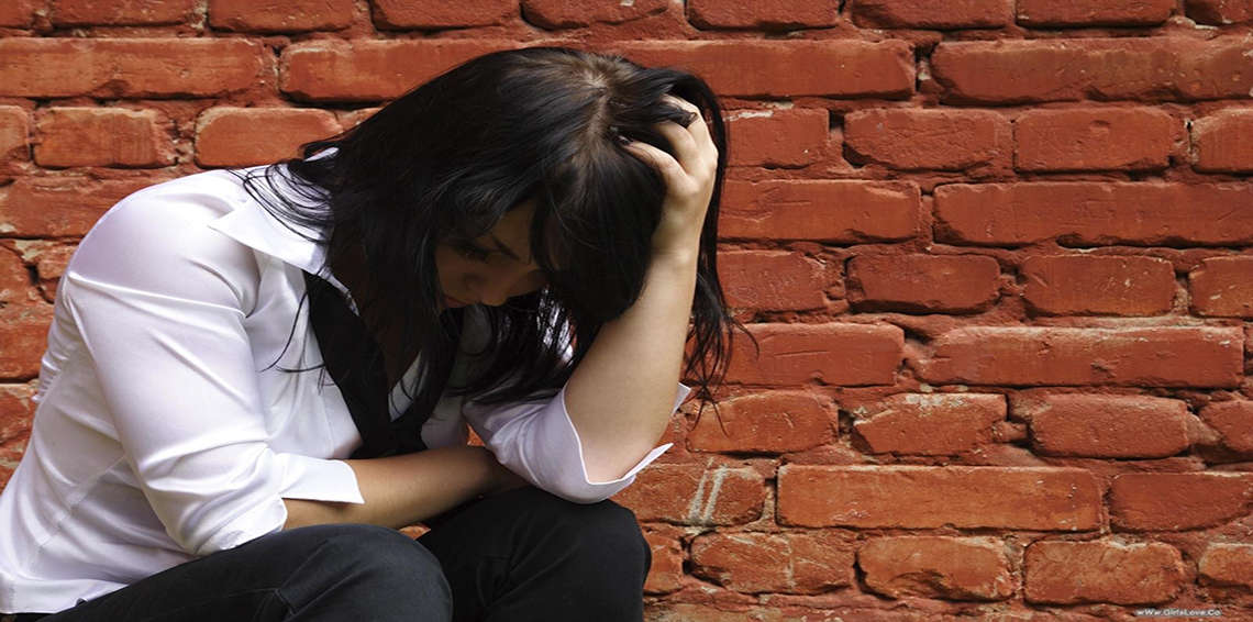 فتاة عربية تنتحر بعدما رفض والدها