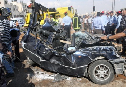 وفاة شخص واصابة اخر اثر حادث