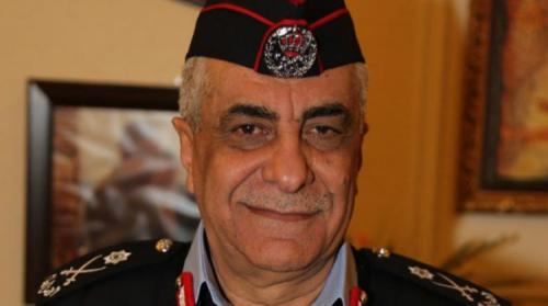 مدير الأمن العام يطالب مرتباته التعامل