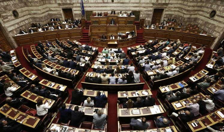 أوروبا تبحث خطة إنقاذ بـ 74