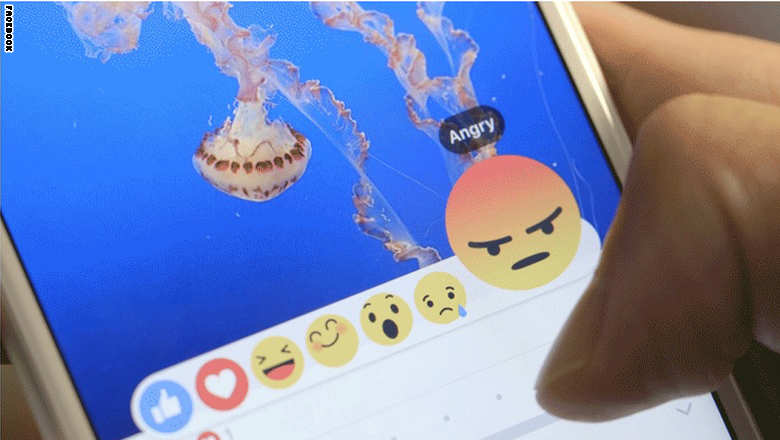 فيسبوك يبدأ تقديم تعبيرات الوجه مع