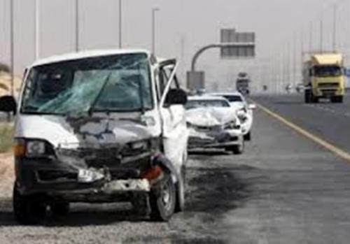 (7) إصابات بتصادم مركبتين في عمان