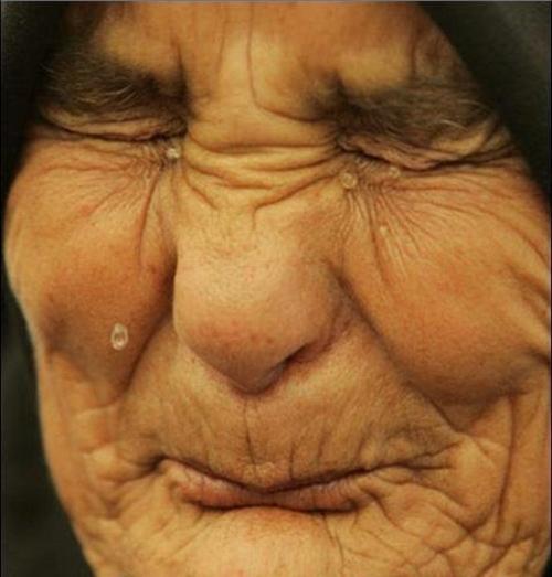 السجن 12 عاما لمتهم ضرب امه