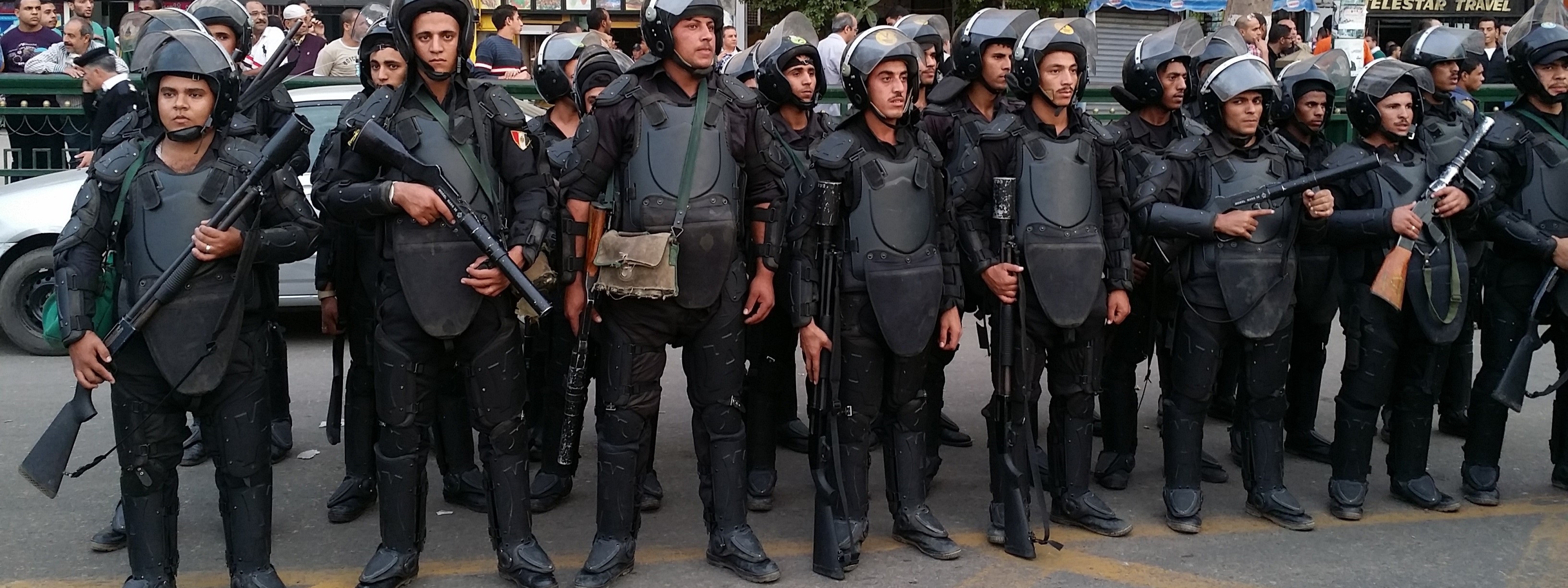 السجن المؤبد ل 69 شخصا أدينوا