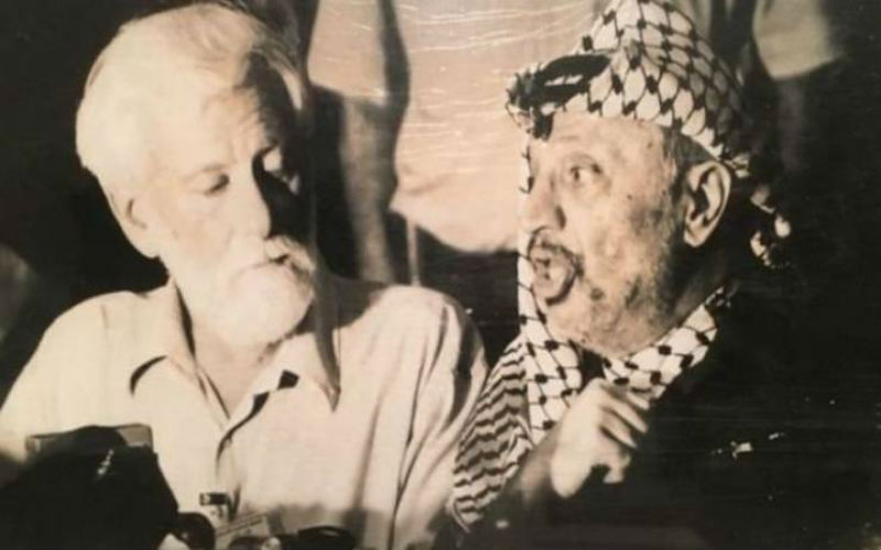 تعرف على قصة الصحفي الذي كاد