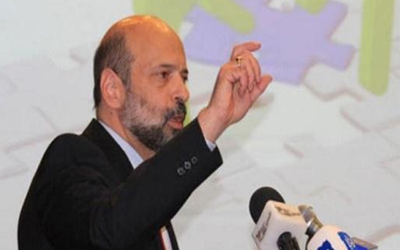 مستثمرو المنطقة الحرة بالزرقاء بعد الاجتماع
