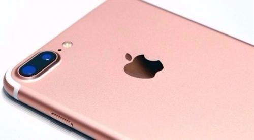 آي فون ينقذ امرأة من الموت