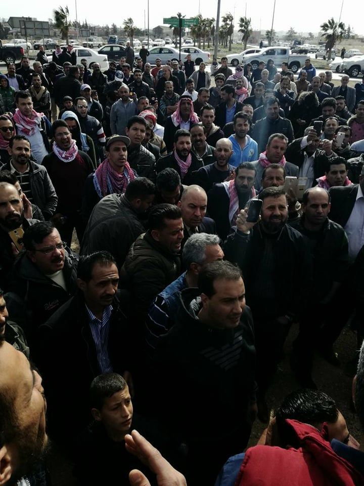 المئات من أبناء بني حسن: الشعب