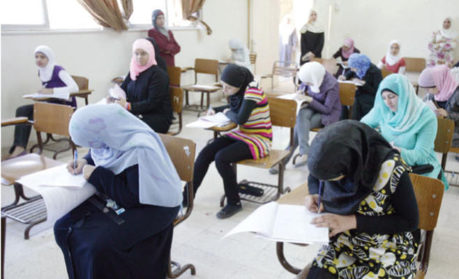 تصحيح امتحانات التوجيهي مازال مستمرا و