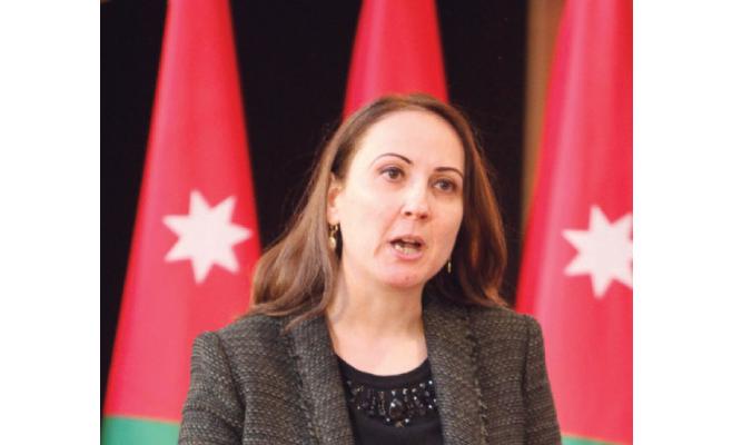 وزير الصناعة والتجارة والتموين تفتتح مهرجان