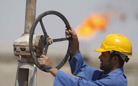 العراق: انخفاض اسعار النفط سيؤثر سلبا