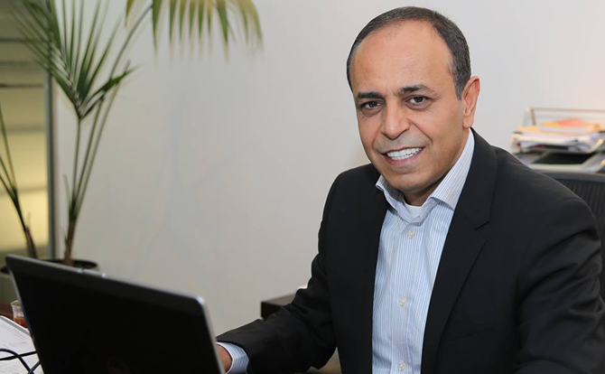 محافظ الزرقاء يتخذ اجراءات ادارية بحق