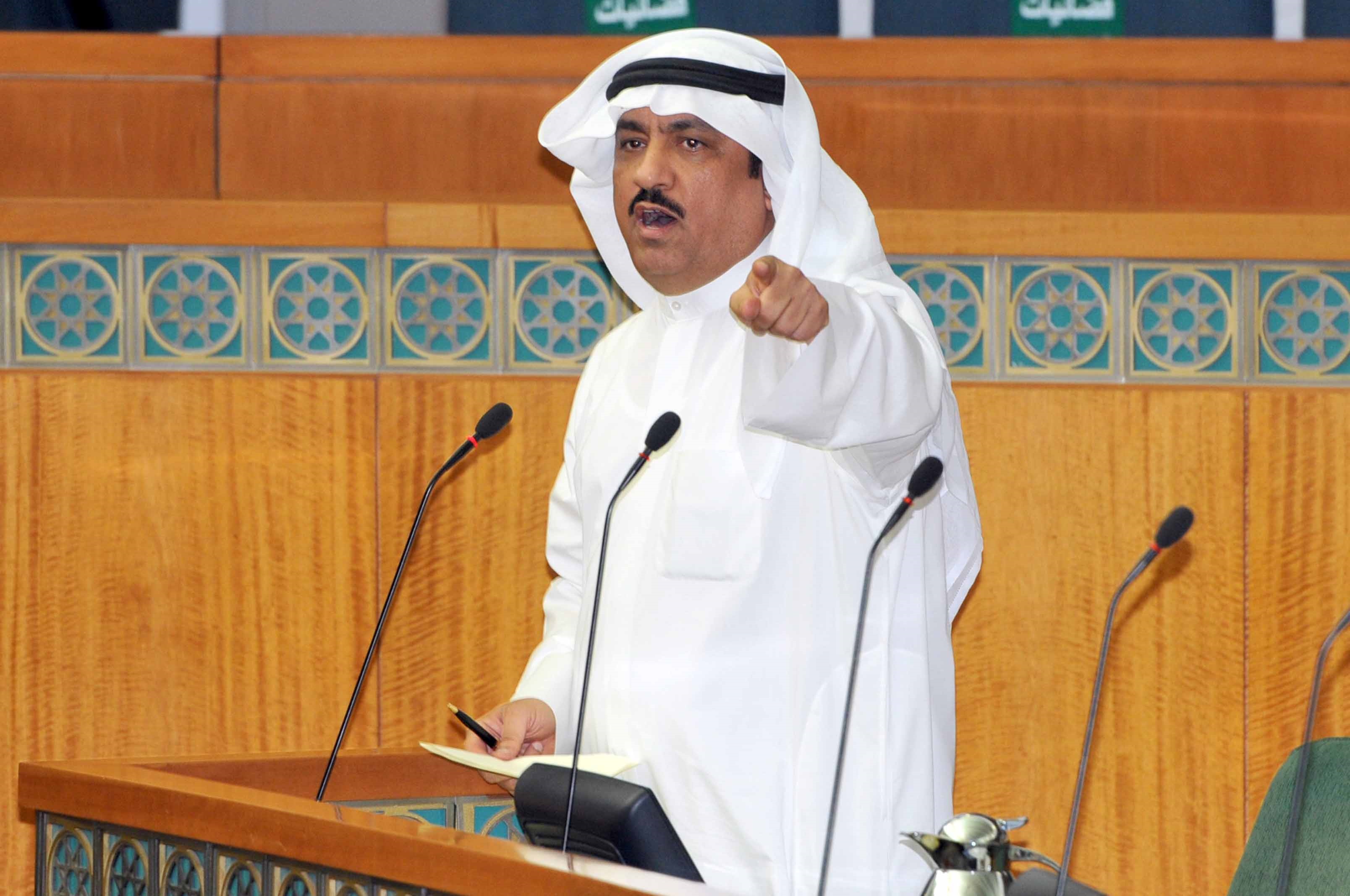 محكمة كويتية تخلي سبيل البراك بكفالة