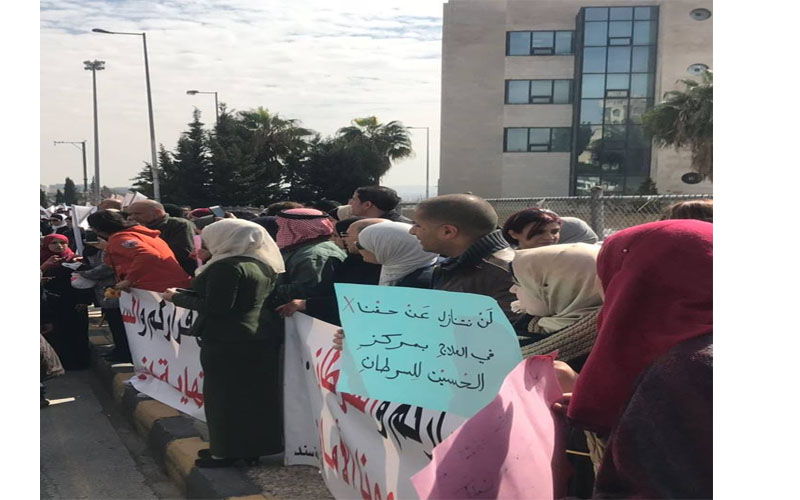 مرضى السرطان في الشارع.. .الحكومة تلهط