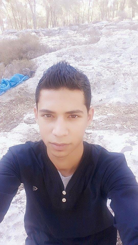 قوات الاحتلال تعتقل 40 شخصا خلال
