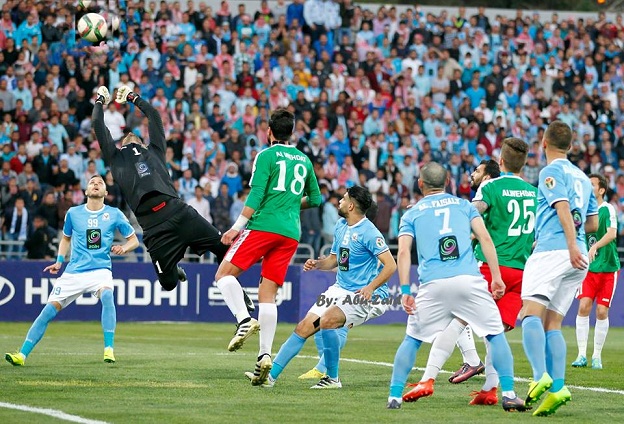 قمة مثيرة بين الوحدات والفيصلي غدا