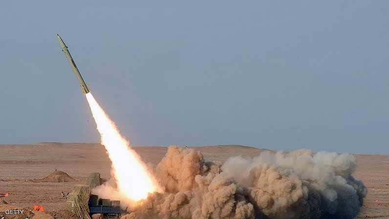 القوات السعودية تعترض صاروخا باليستيا فوق