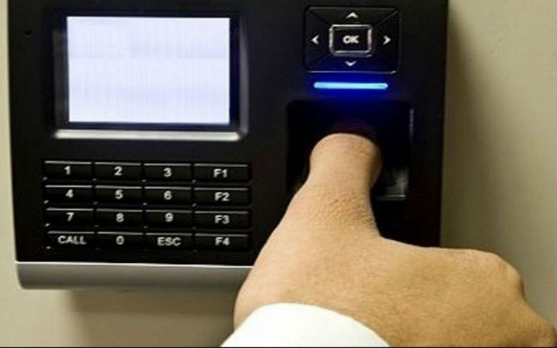 الاتفاق بين النقابة والتربية على نظام«البصمة»