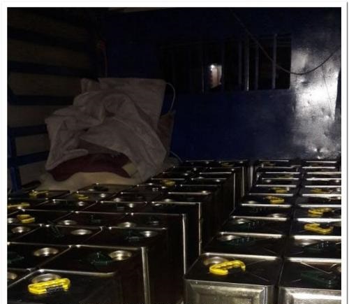عمان.. ضبط (81) تنكة زيت زيتون