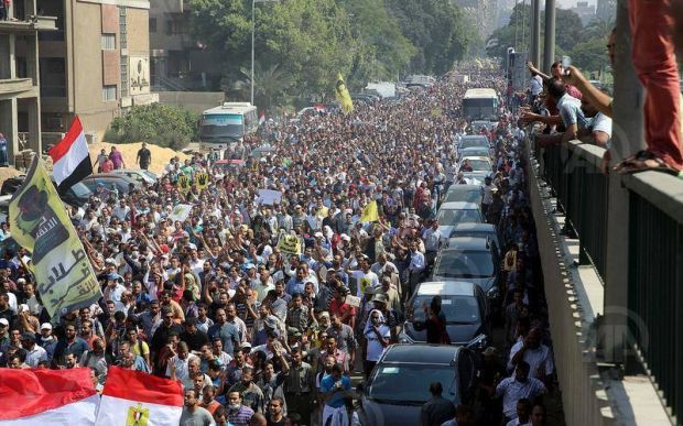 وزير إسرائيلي يدعو للتحالف مع القاهرة
