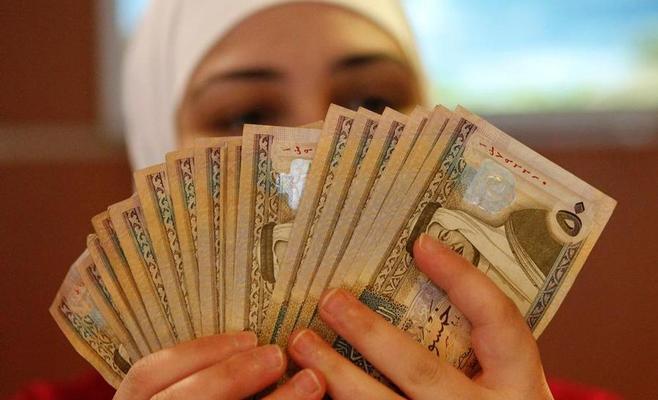صرف 50 دينارا بمناسبة عيد الأضحى