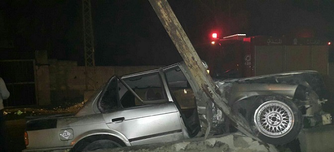 اصابة وانقطاع للكهرباء إثر حادث سير