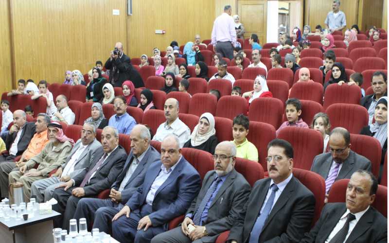 الفعاليات الشعبية والرسمية تواصل احتفالاتها بالأعياد