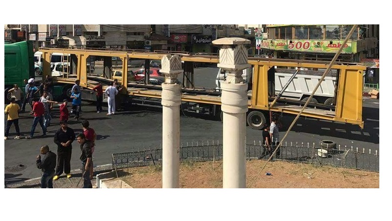 صور .. أردني غاضب من الحكومة