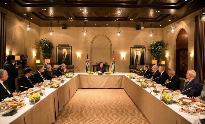 الملك: أولويتنا مصالحنا الوطنية