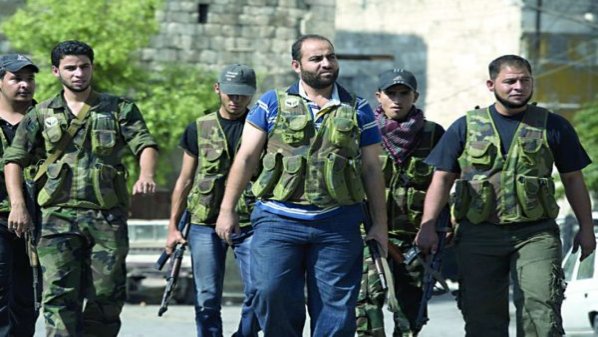بشار الأسد يعتقل ابن عمه منذر