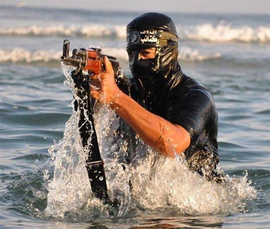 بالصور: القسام تكشف تفاصيل جديدة لاول