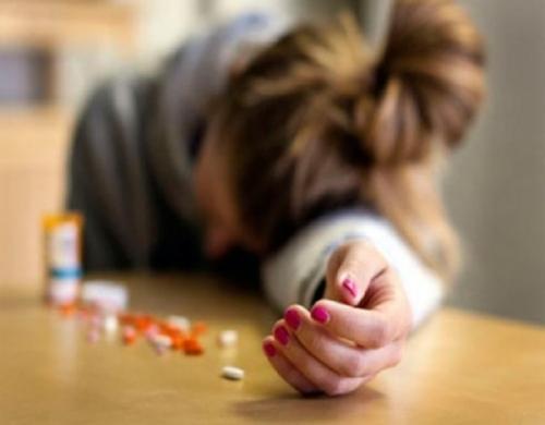 المفرق.. عشرينية تنهي حياتها بشرب كمية