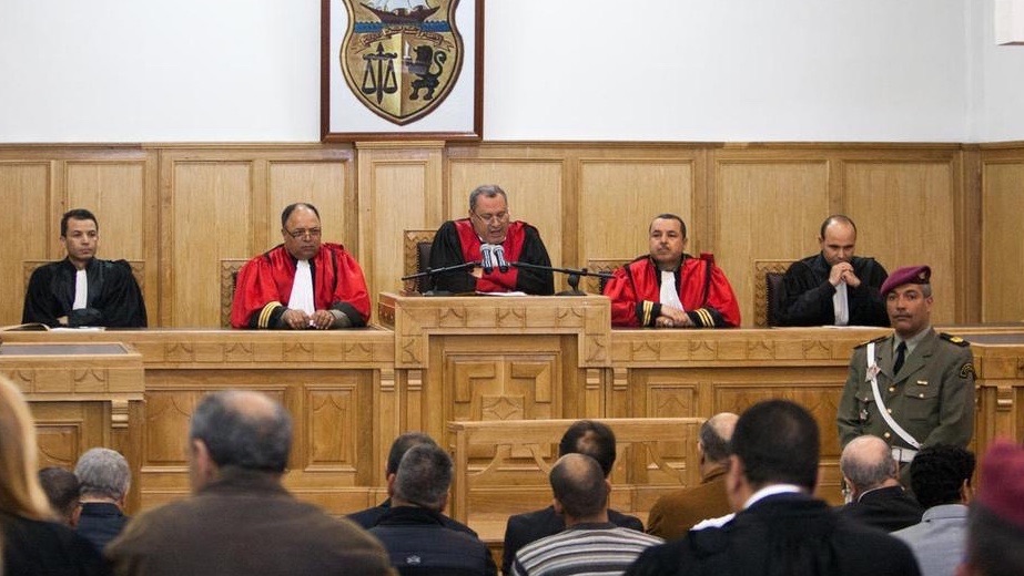 تونس تلغي قانونا يصادر اموال بن