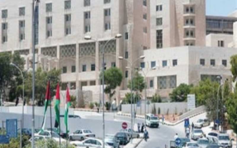 وزير الصحة يتفقد مستشفى البشير