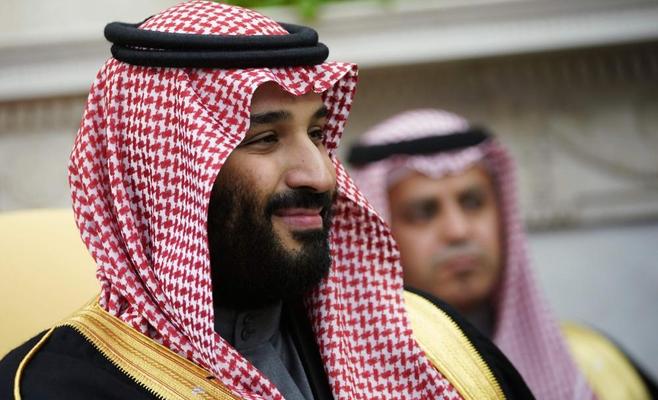 بن سلمان: الدين الإسلامي اختطف وجماعات