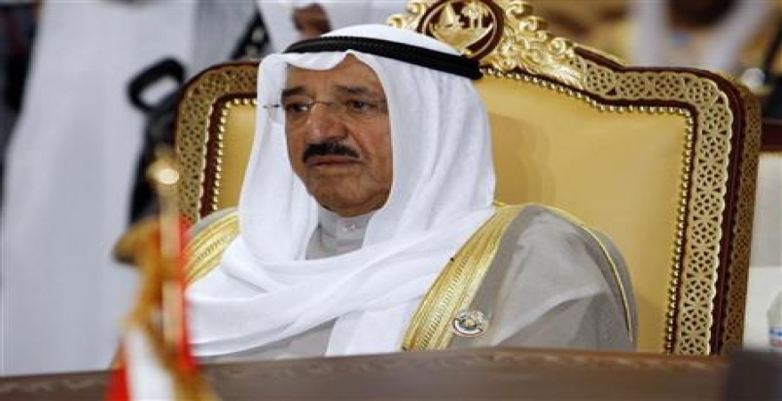 أمير الكويت يترأس وفد بلاده في