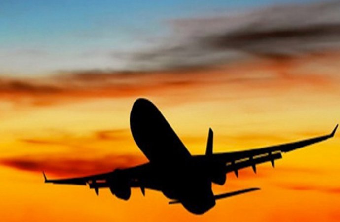 تدشين خط طيران بين عمان وبافوس
