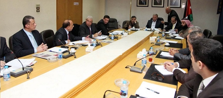 (النيابية المشتركة) تستعرض نتائج قانوني البلديات