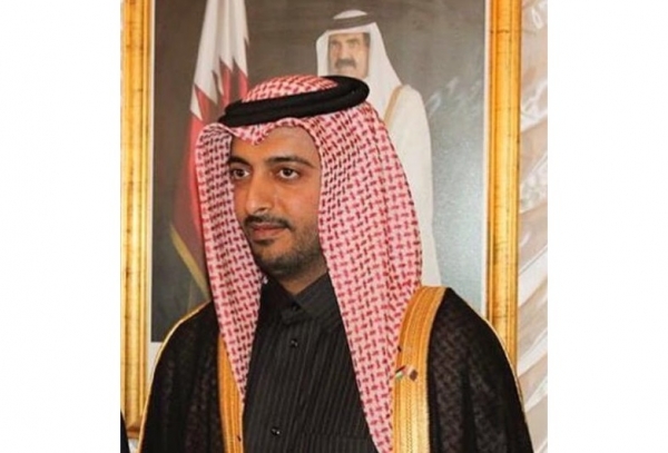 سفير قطر في عمان يغادر ها