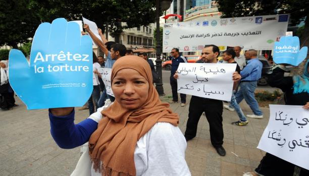(طيف) انتهاكات بن علي يلاحق التونسيين