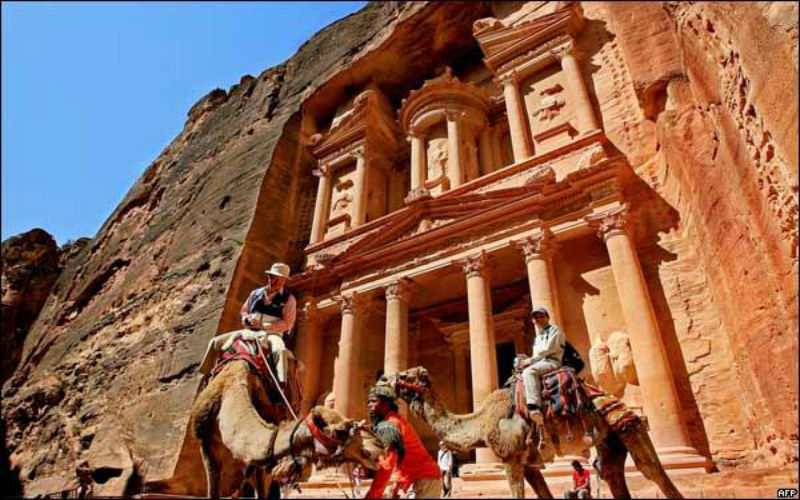 السياحة: لا يوجد فصل لمحمية البترا