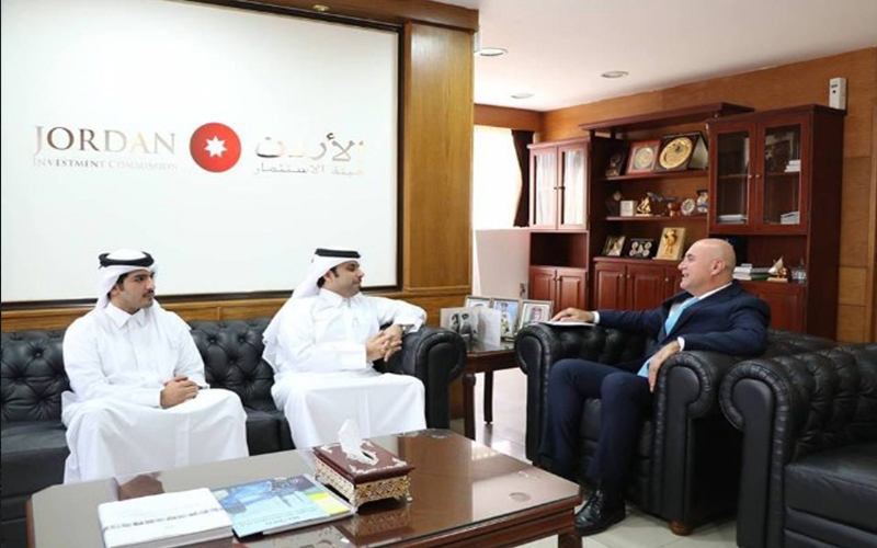 شحادة يتوجه لقطر لمتابعة «حزمة الاستثمارات»